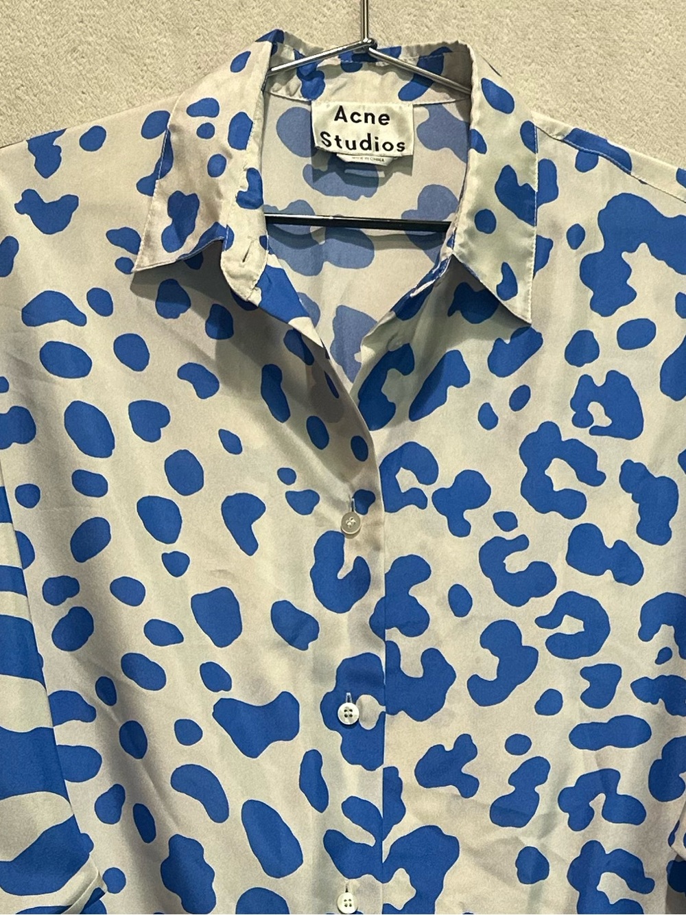 VTG Acne Jenia 100% Silk Blue White Mixed Animal Button-Down Dress Sz L Pockets - Picture 2 of 15